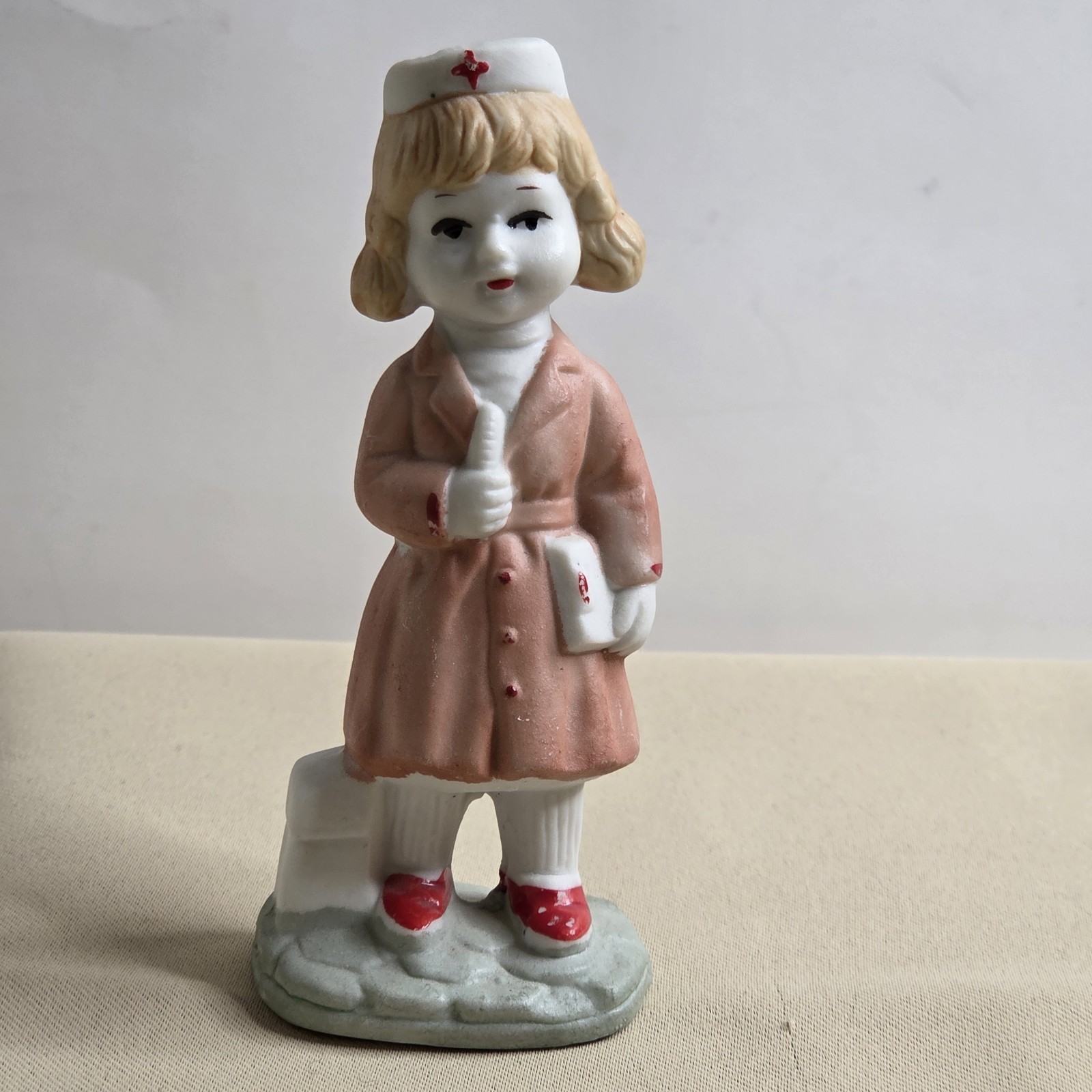 Coll/VTG: 1950s Red Cross Nurse Figurine 