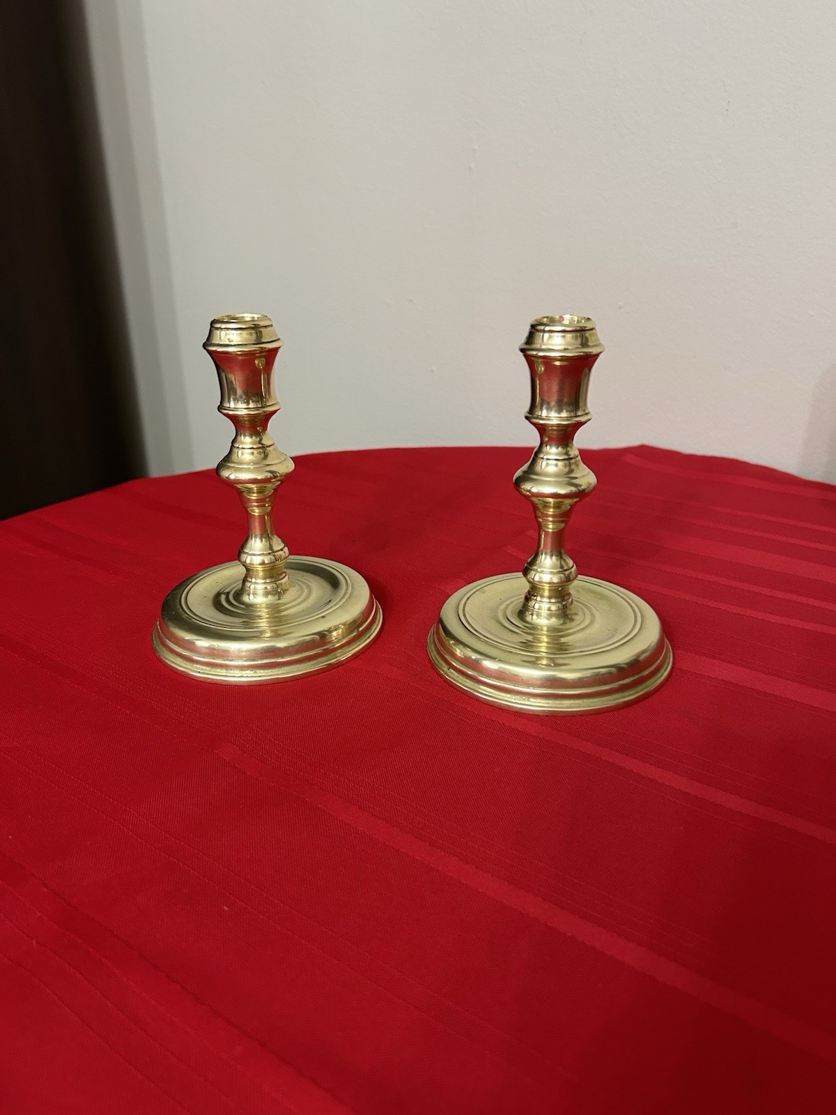 Vintage CW VIRGINIA METALCRAFTERS Brass CANDLESTICK Raleigh Pattern 6.5”