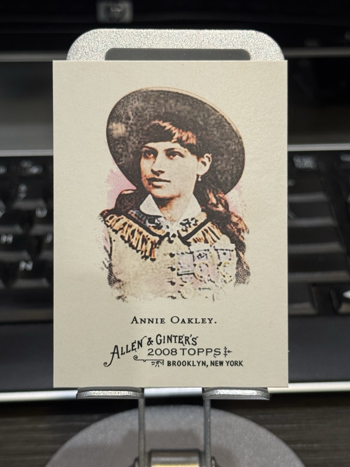 ANNIE OAKLEY - 2008 ALLEN & GINTER  - WORLD CHAMPIONS SET - #137 - 