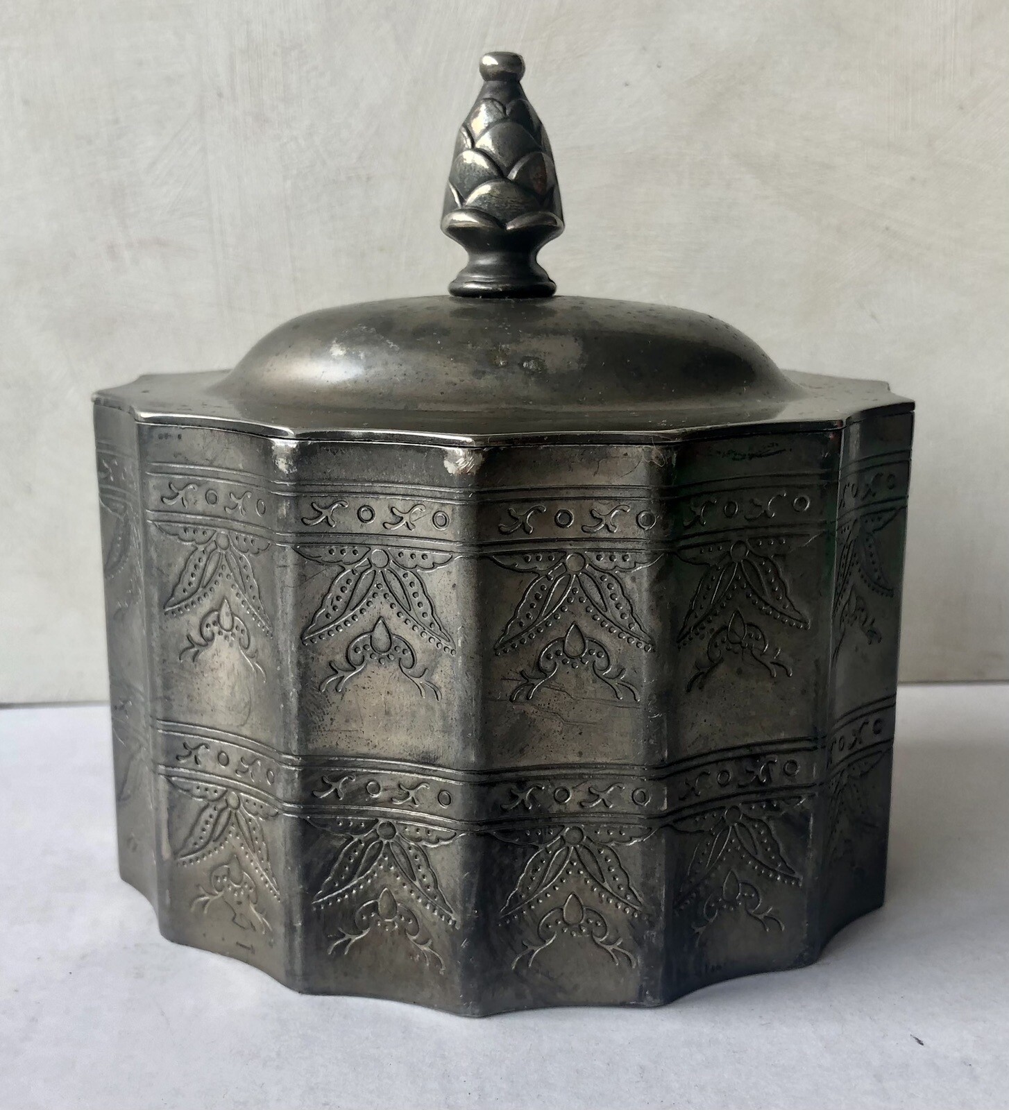 Vintage 1991 Godinger Silverplate Engraved Metal Jewelry Trinket Box Hong Kong Vintage 1991 Godinger Silverplate Engraved Metal Jewelry Trinket Box Hong Kong
