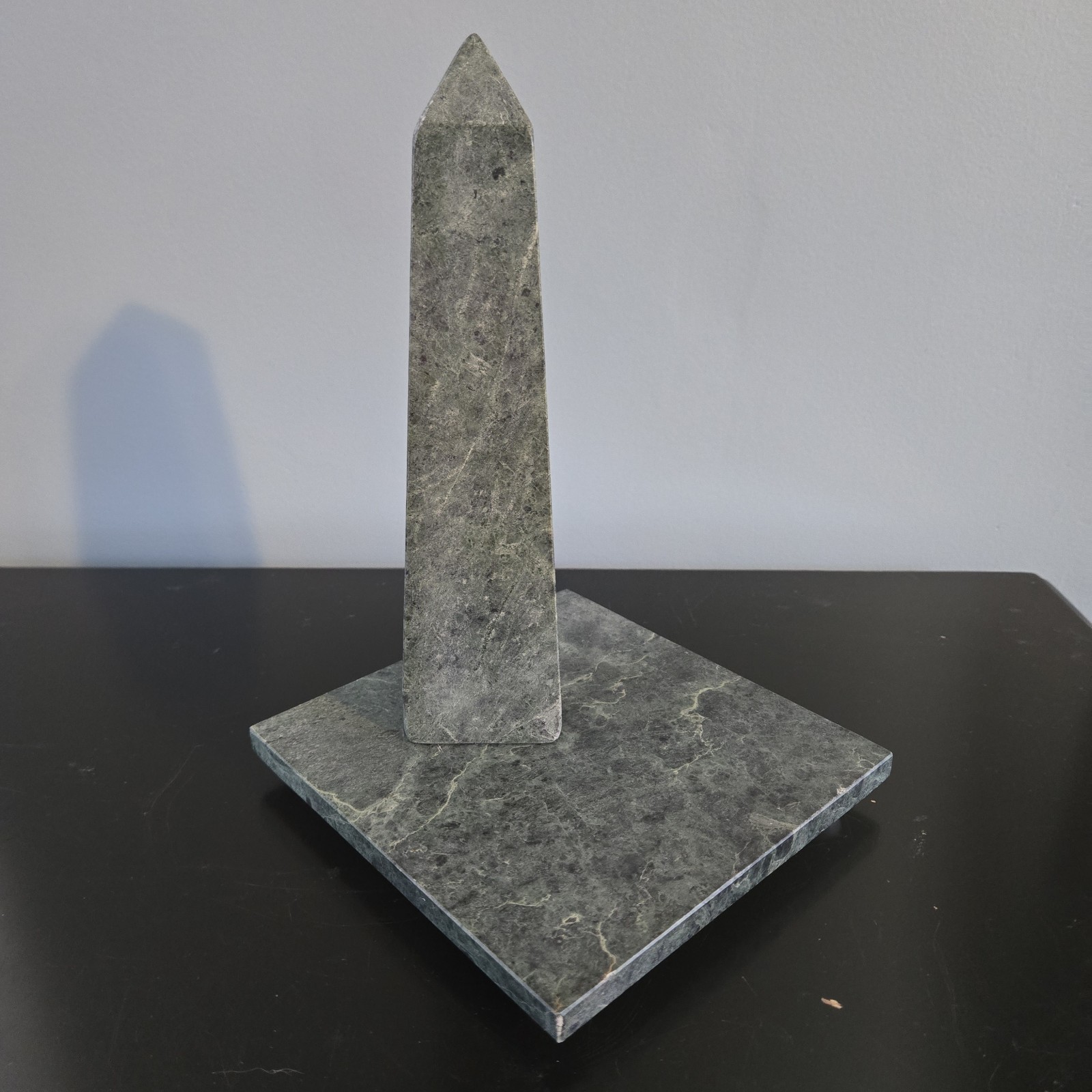 Vintage Pier 1 Imports Polished Green Marble Obelisk 8 in Square Plinth Base