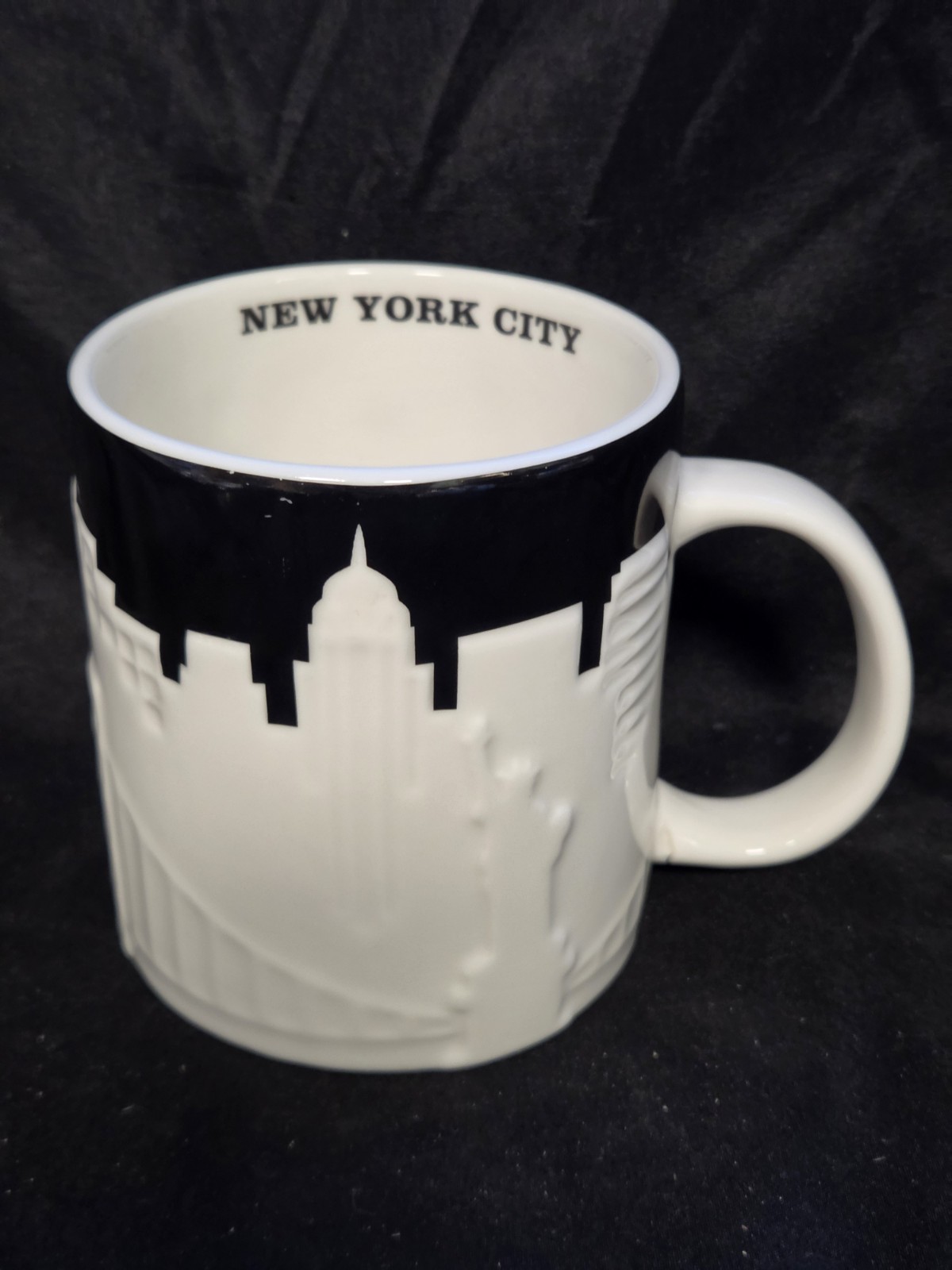 2012 Starbucks NEW YORK CITY Mug Collectors Series Relief Skyline Taxi 16oz 3D