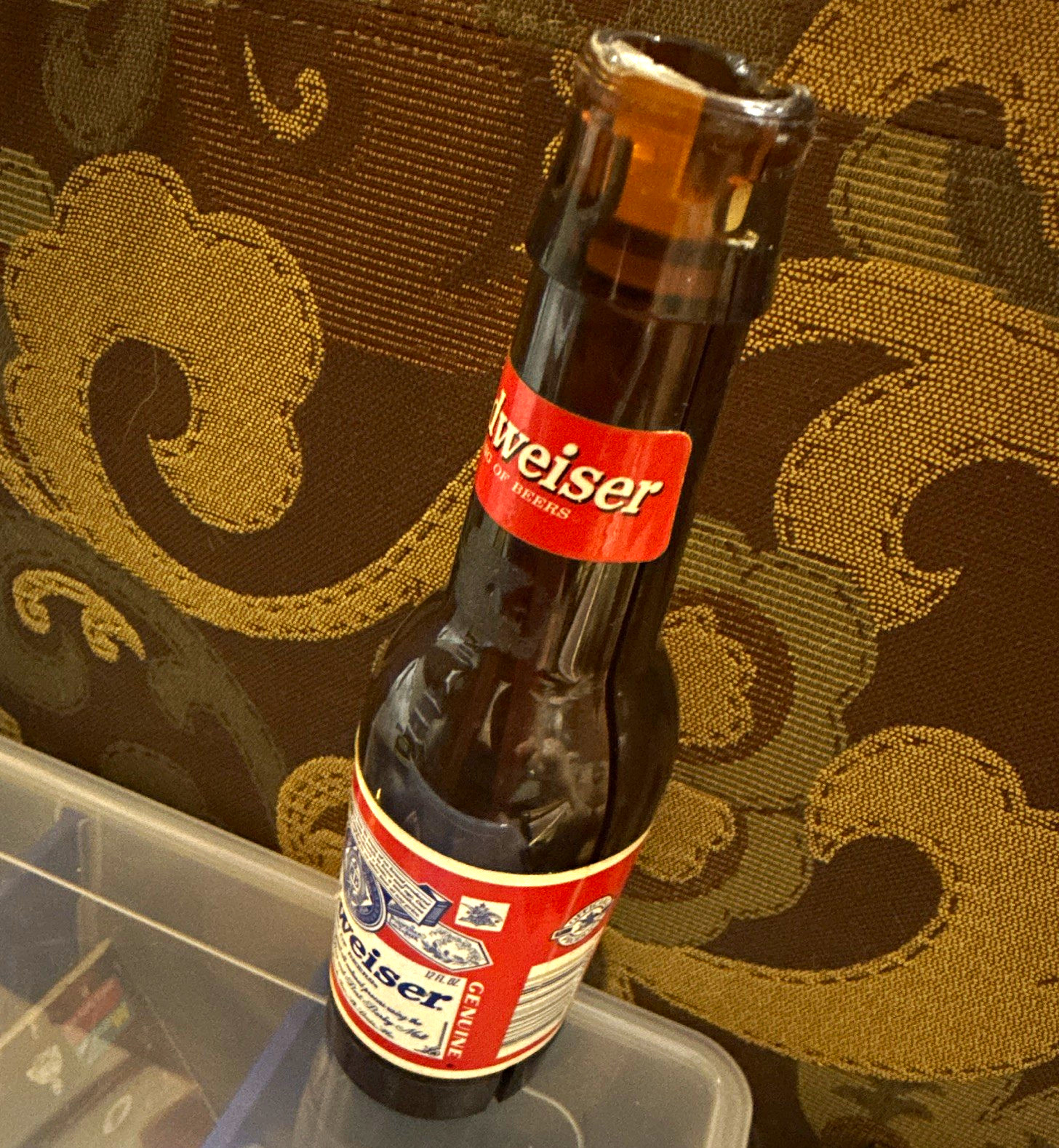 Budweiser King of Beers Glass Bottle-Shaped Lighted Sign Tin Breweriana Budweiser King of Beers Glass Bottle-Shaped Lighted Sign Tin Breweriana