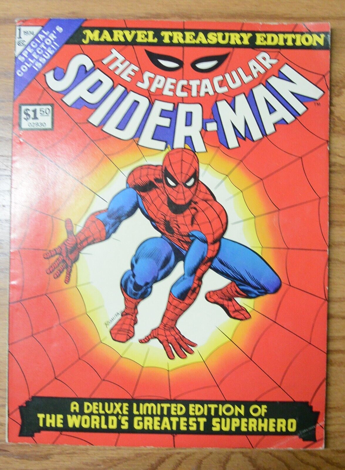 Vintage SPECTACULAR SPIDER-MAN Marvel Treasury Edition #1 (1974) Oversized Comic