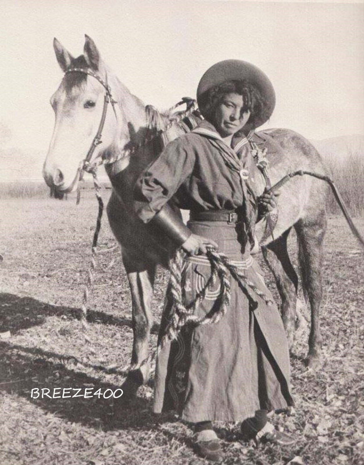 Old West Photo/1880\'s PIONEER, COWGIRL NELLIE BROWN/4x6 B&W Photo Reprint