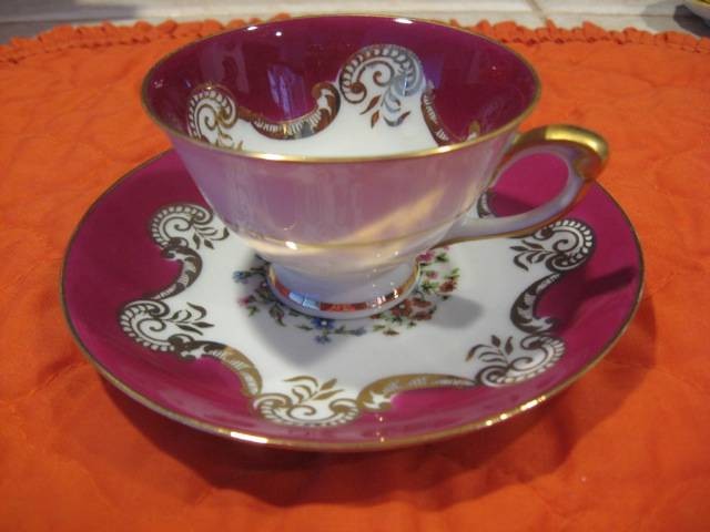 VINTAGE MINT GDA LIMOGES FRANCE POMPEIA BORDEAUX DEMITASSE CUP SAUCER 1 OWNER