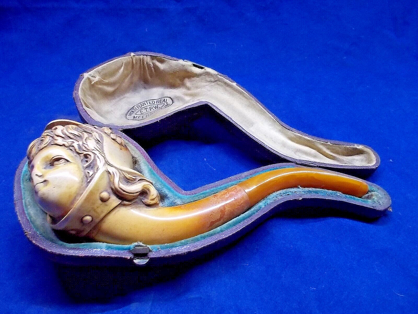 🔴SMOKED MEERSCHAUM ROMAN SOLDIER PIPE HAND CARVED OVER 100 YEARS OLD & CASE