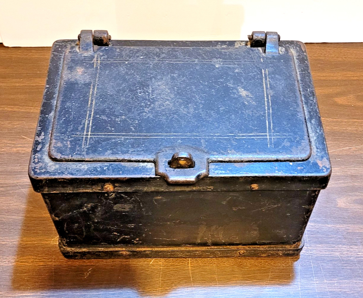 Antique Heavy Steel Iron Banker Railroad Stagecoach Strong Box Safe Rare