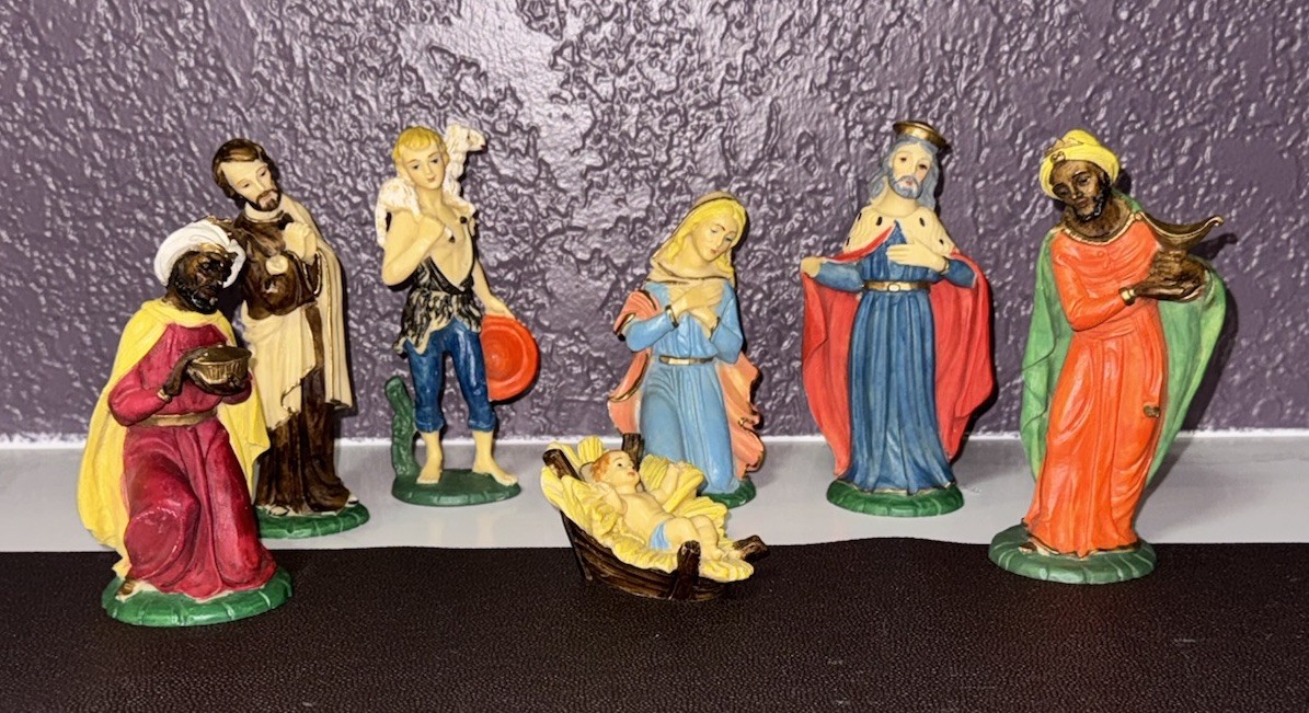 Vintage Hand Painted Italy Nativity Set 7 Pc Christmas Creche Holy Family Magi