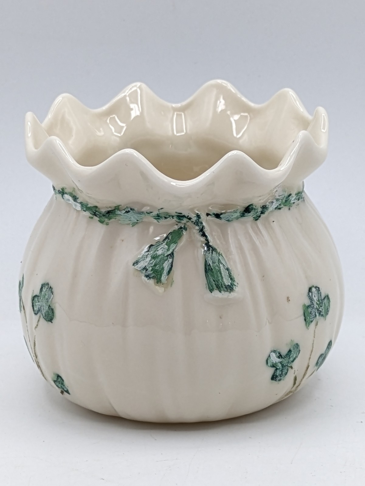 Vtg Belleek Shamrock Money Bag Vase Cinched Sack Ruffled Rim 6th Mark 1965-80\'s