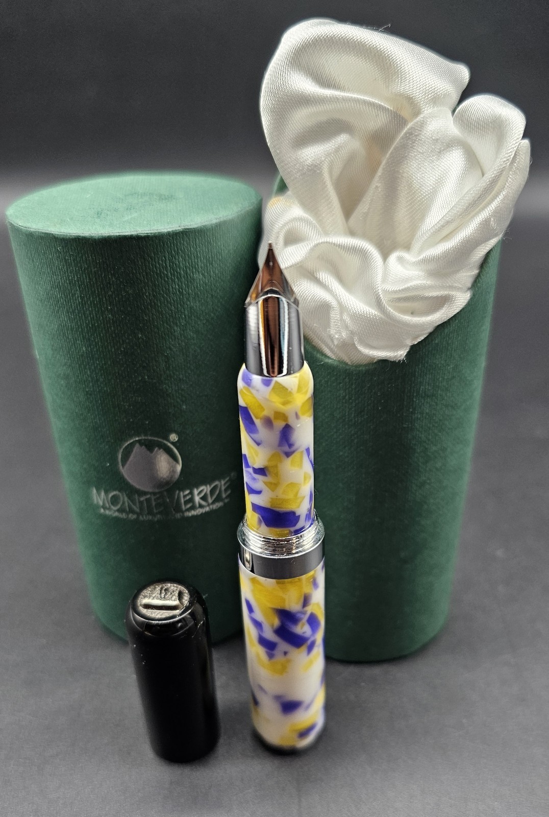 Vintage Monteverde DIVA Lipstick Fountain Pen In CONFETTI New in Box