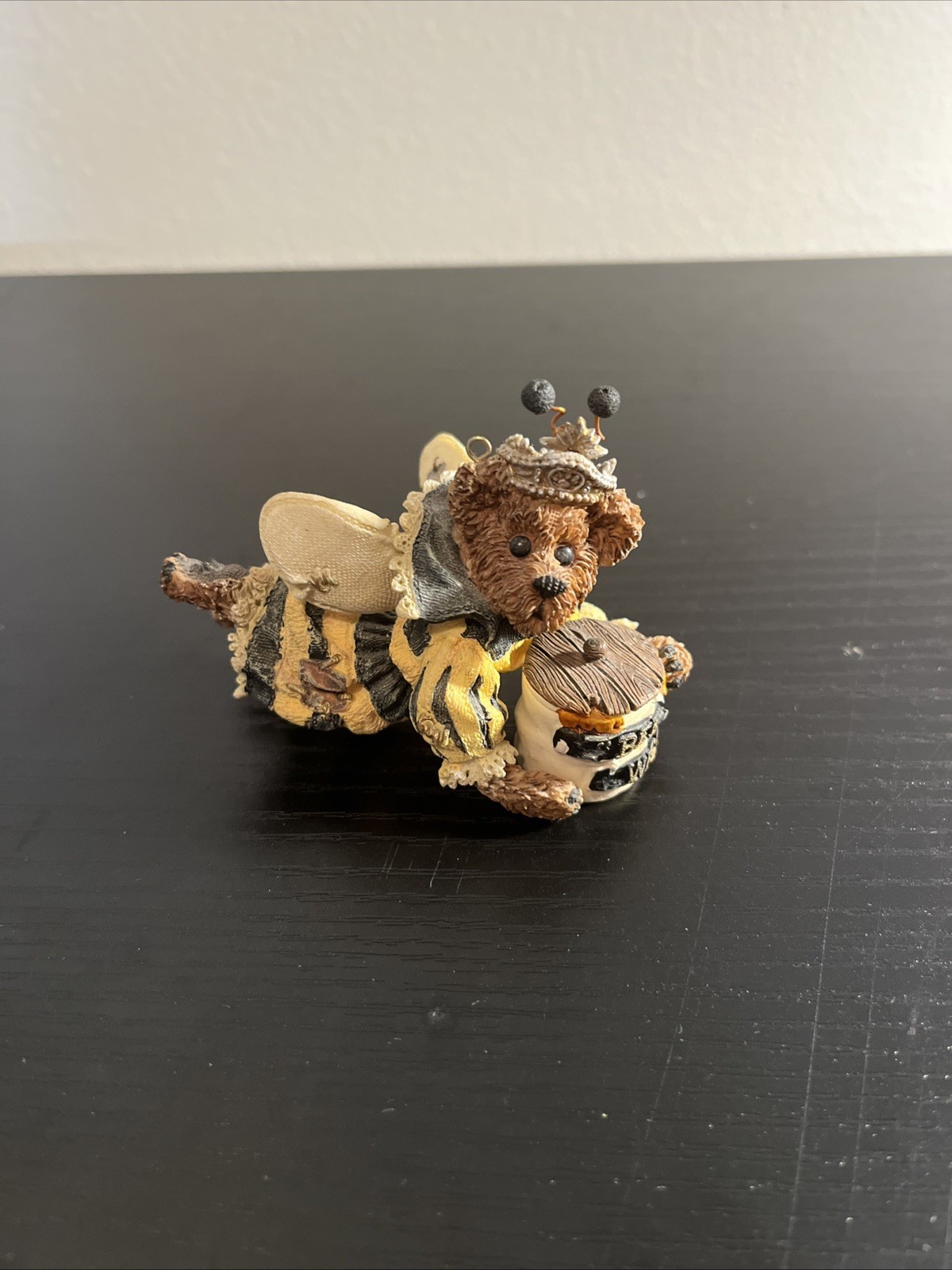 Vintage Boyds Bears Sage Buzzby Bee Ornament Bee Wise Honey Pot 