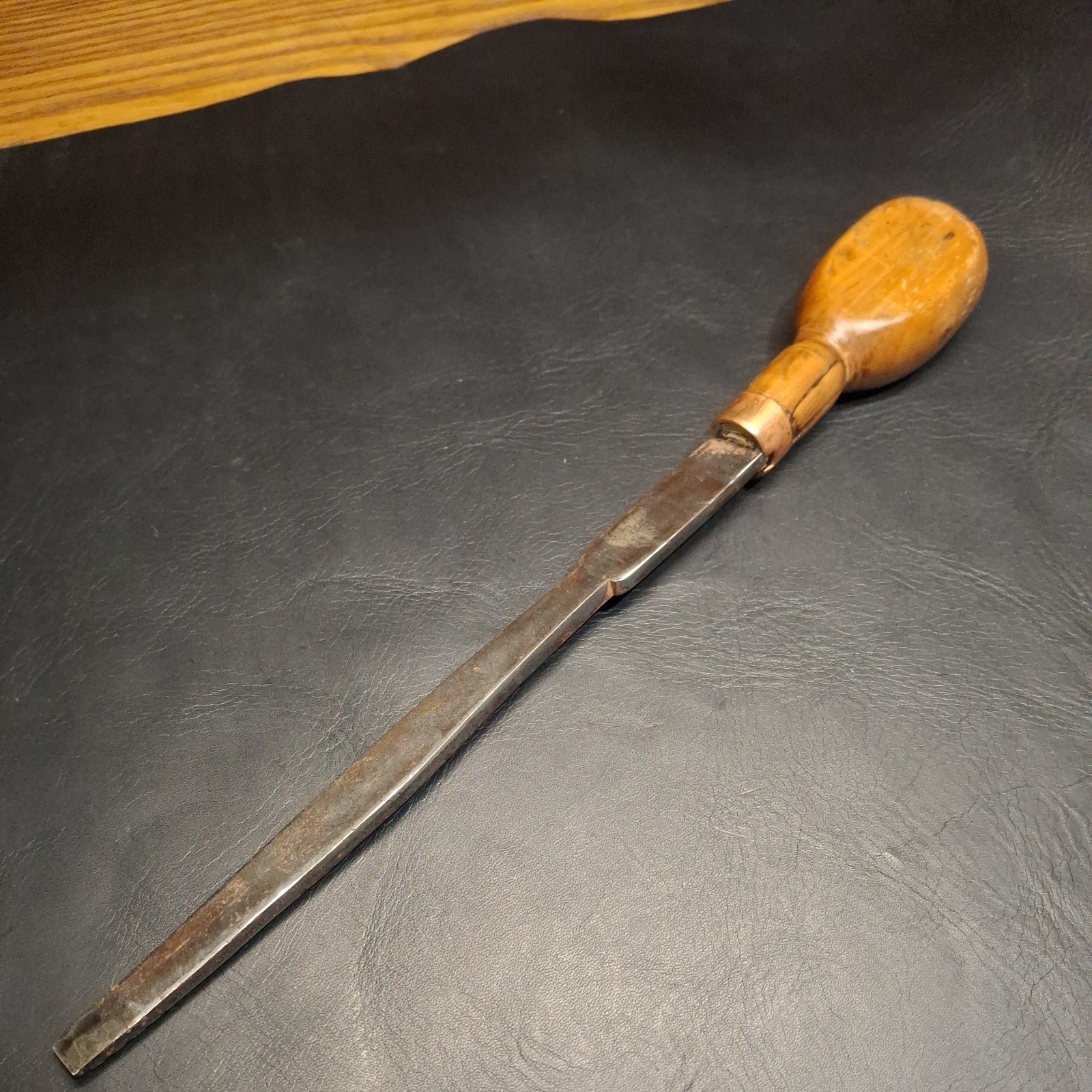 Antique Turn Screw Wooden Handle Slotted Screwdriver 6.5 inches long Turnscrew