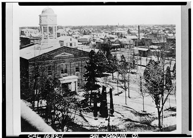 Photo:Stockton California 1900s San Joaquin County Courthouse Winter View