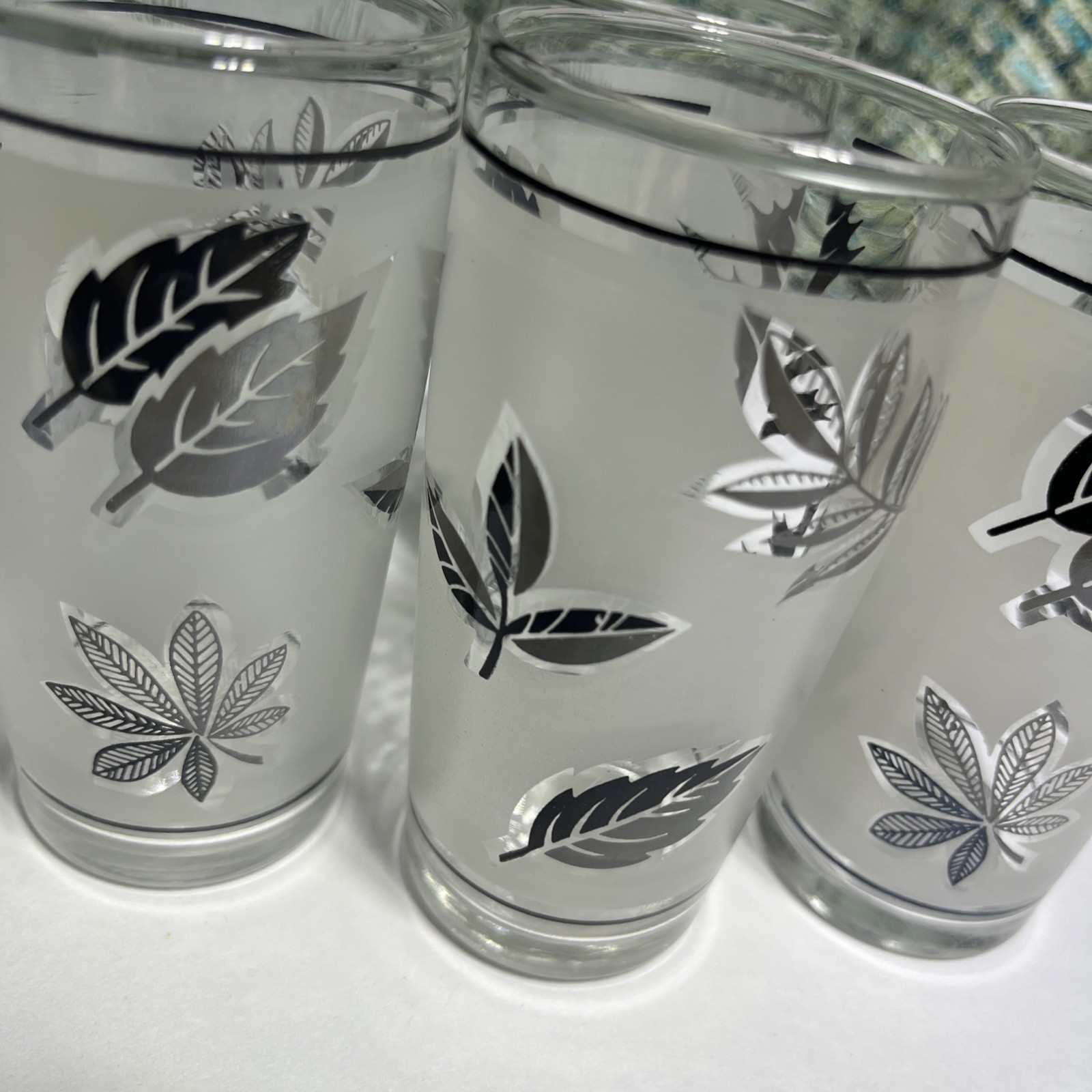 9 VINTAGE Libby 4 OZ  SILVER LEAVES FROSTED Juice Glasses 4”h All Excellent Cond