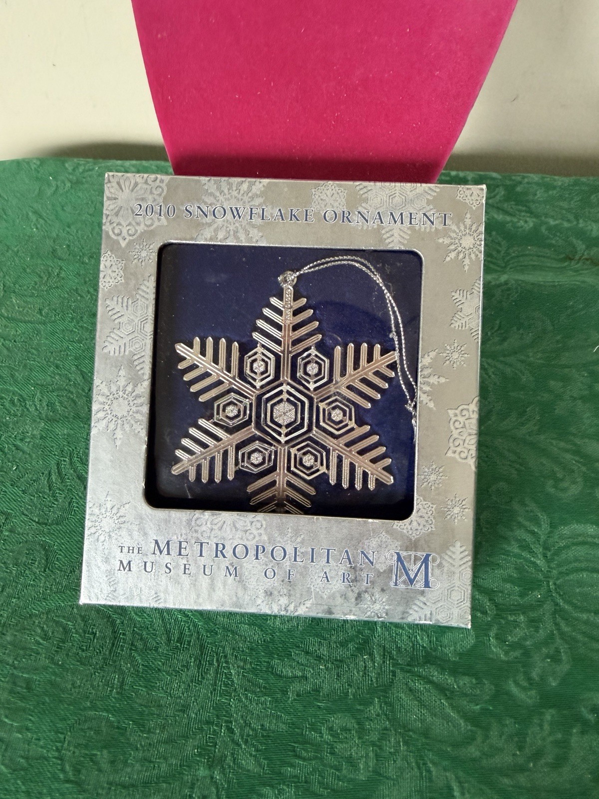 2010 Silver MMA Metropolitan Museum of Art Snowflake Star Christmas Ornament NIB