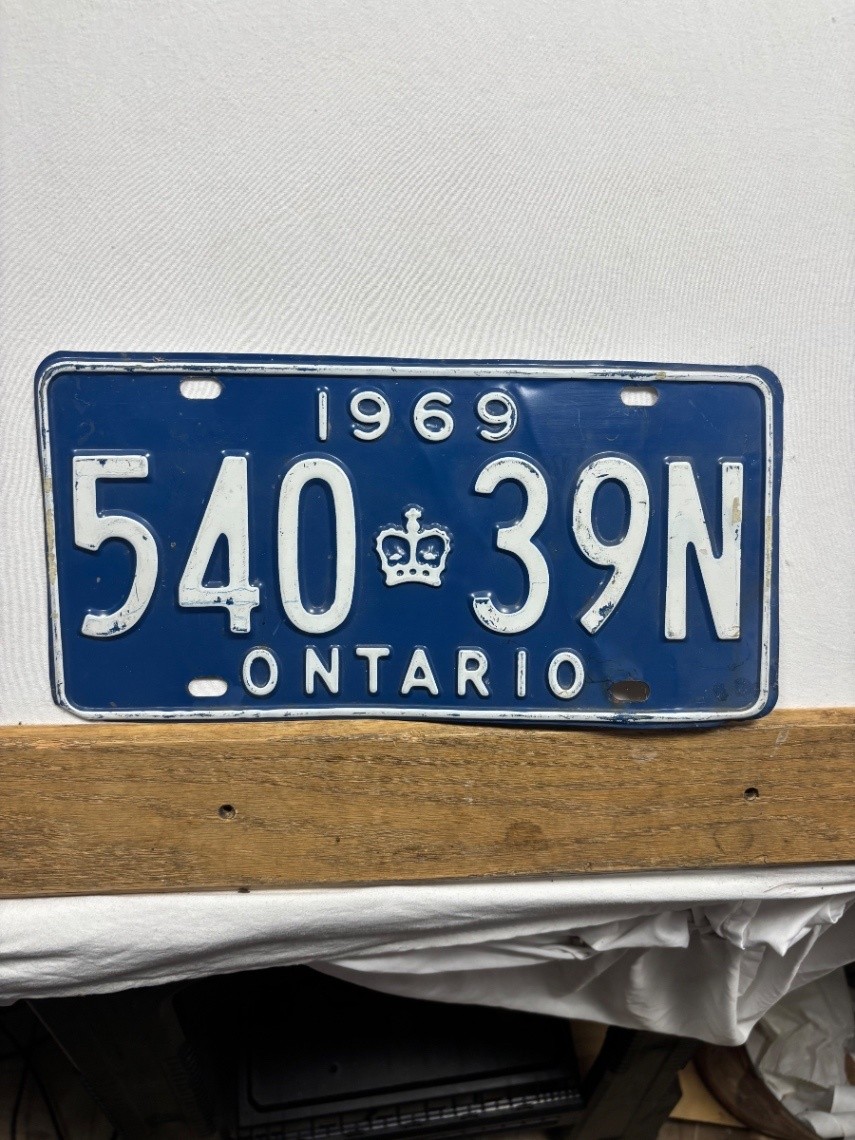 Vintage 1969 Ontario Canada License Plate Blue Metal Crown 540 39N