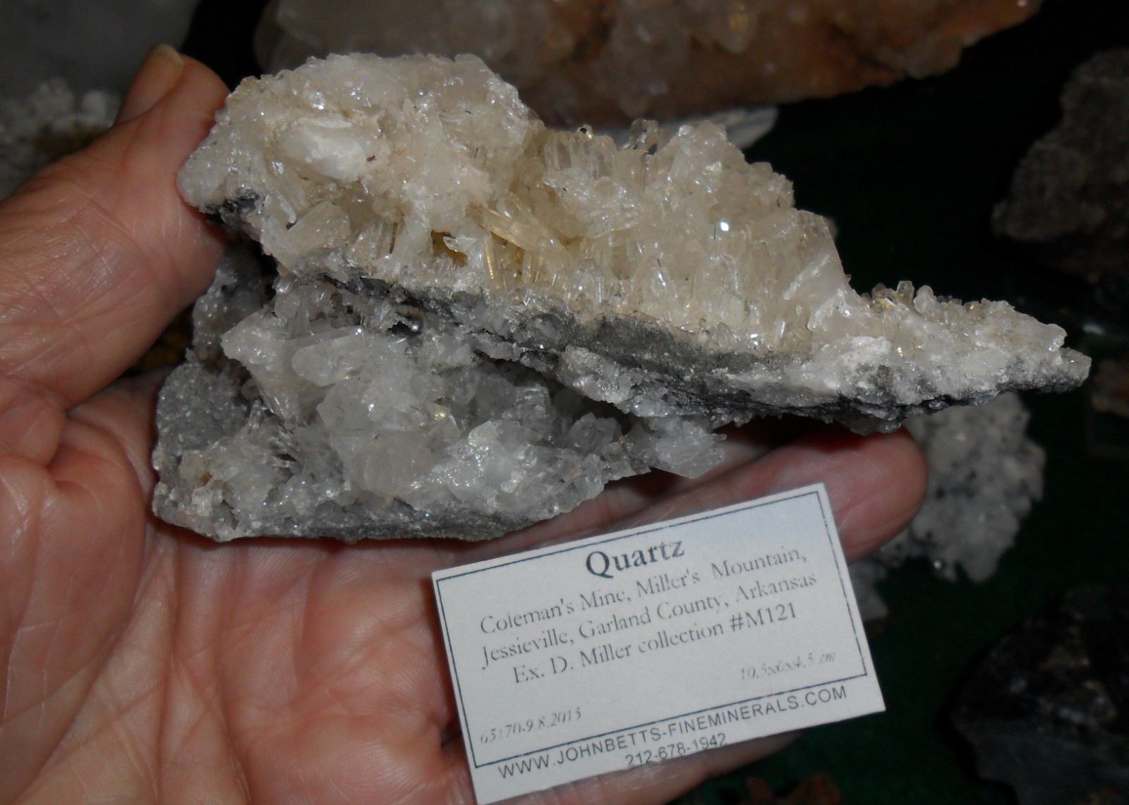 RARE EARLY QUARTZ SPECIMEN RARE EARLY QUARTZ SPECIMEN