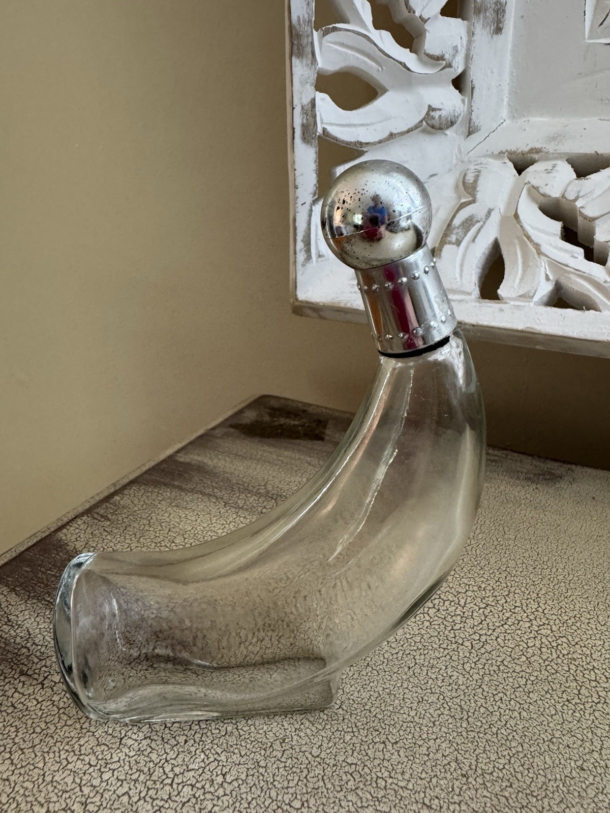 Vintage Style Curved Glass Decanter Bottle Silver Tone Stopper 6” Bar Decor