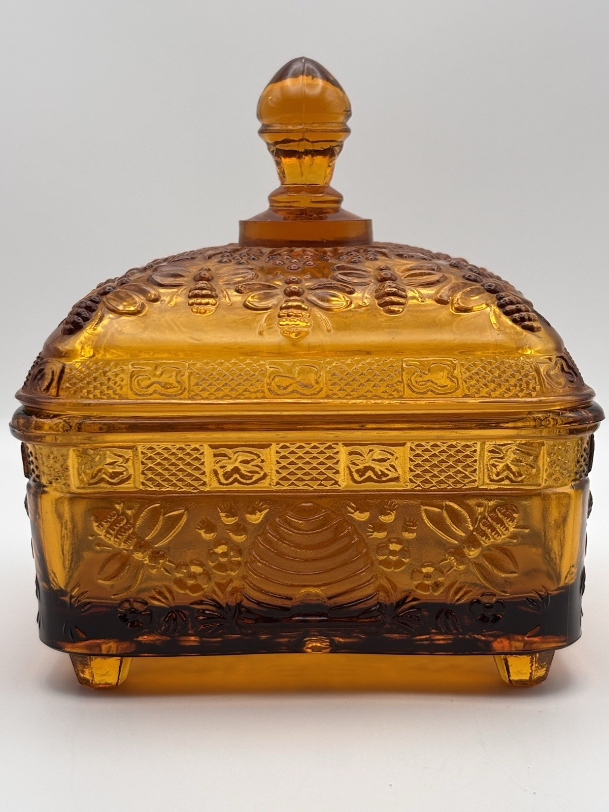 Vintage Tiara Exclusives Amber Glass Honey Box Bee Box Hive Indiana Glass MINT Vintage Tiara Exclusives Amber Glass Honey Box Bee Box Hive Indiana Glass MINT