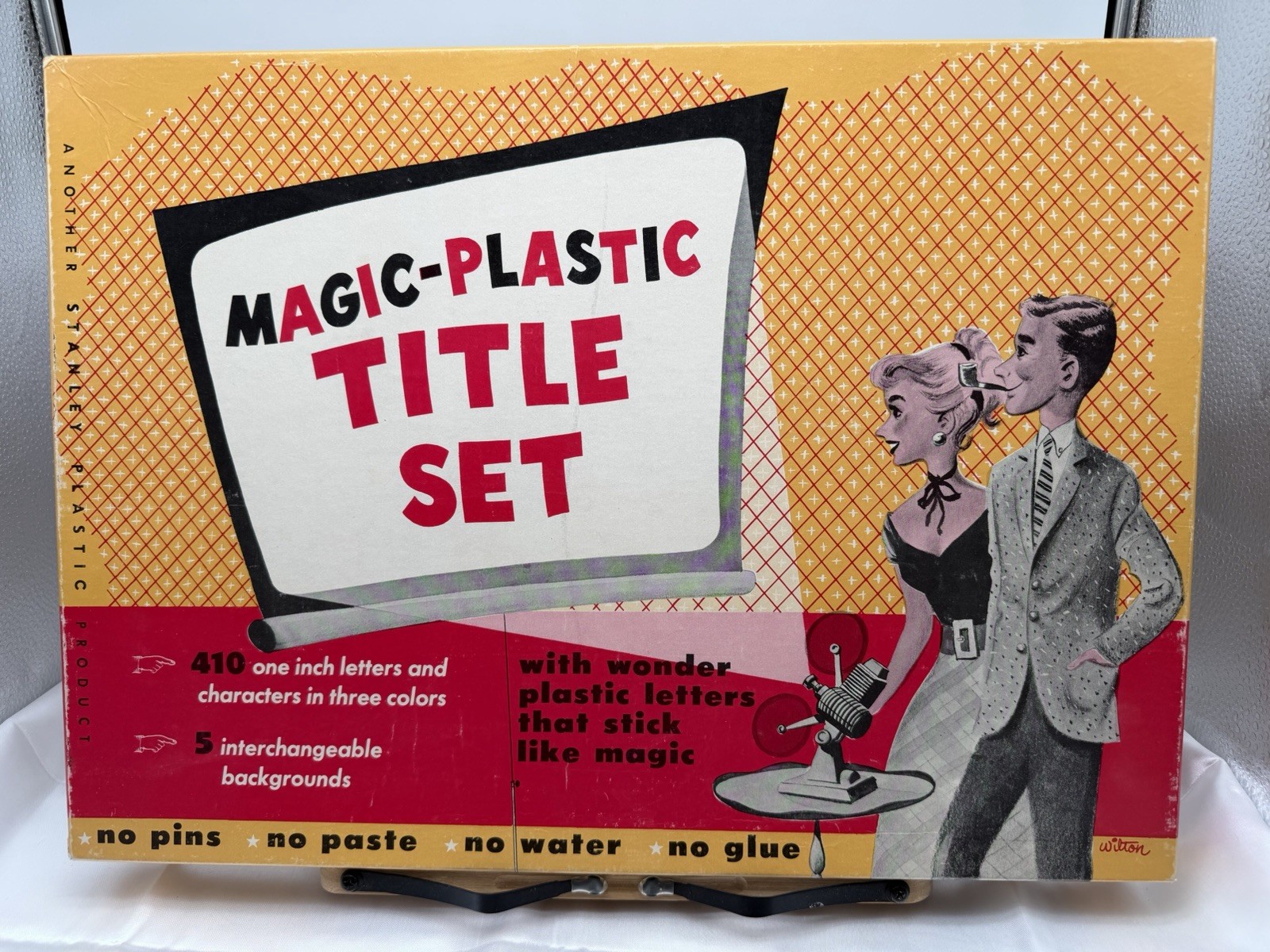 Vintage Magic-Plastic Title Set w/ 19 Backgrounds Sign Letter Kit Mid Century