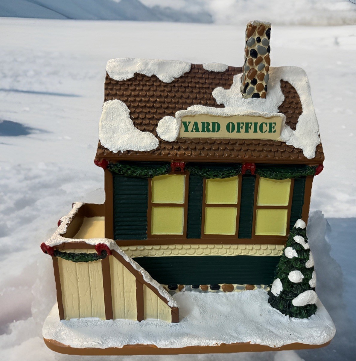 Hawthorne Village  Yard Office 