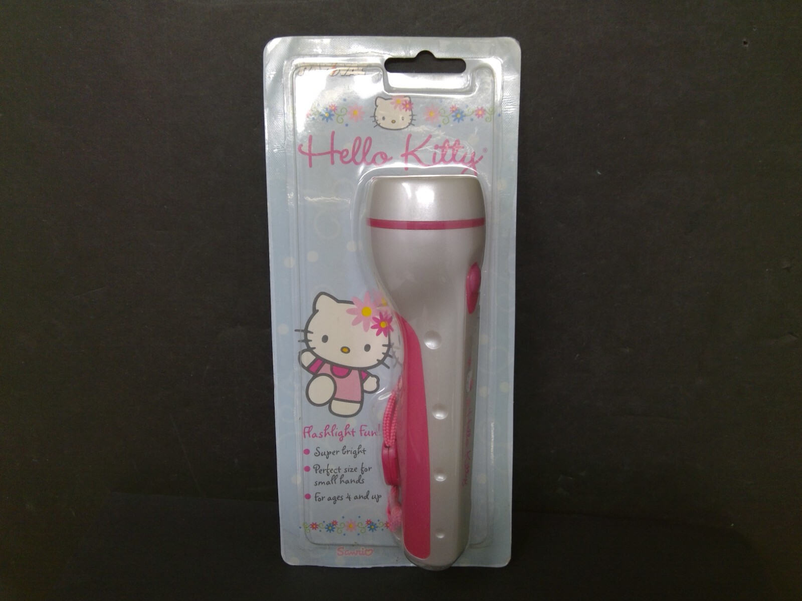 2002 Sanrio Hellow Kitty Rayovac HK2AA-B Flashlight - NIP