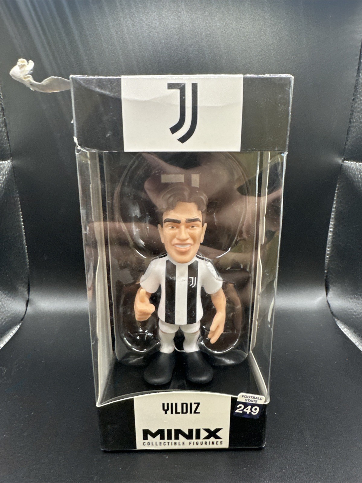 Minix Juventus Kenan Yildiz Collectible Figurine Minix Juventus Kenan Yildiz Collectible Figurine