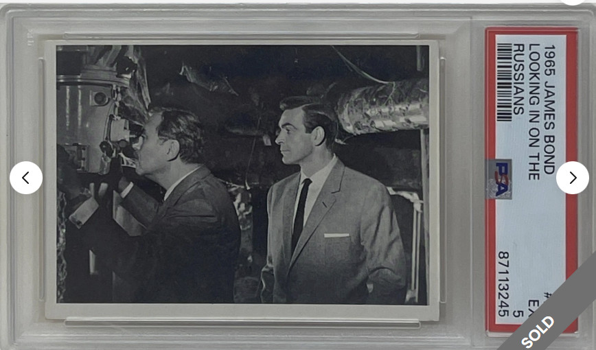 1965 Philadelphia James Bond 007 Looking In On The Russians Card #26 PSA 5