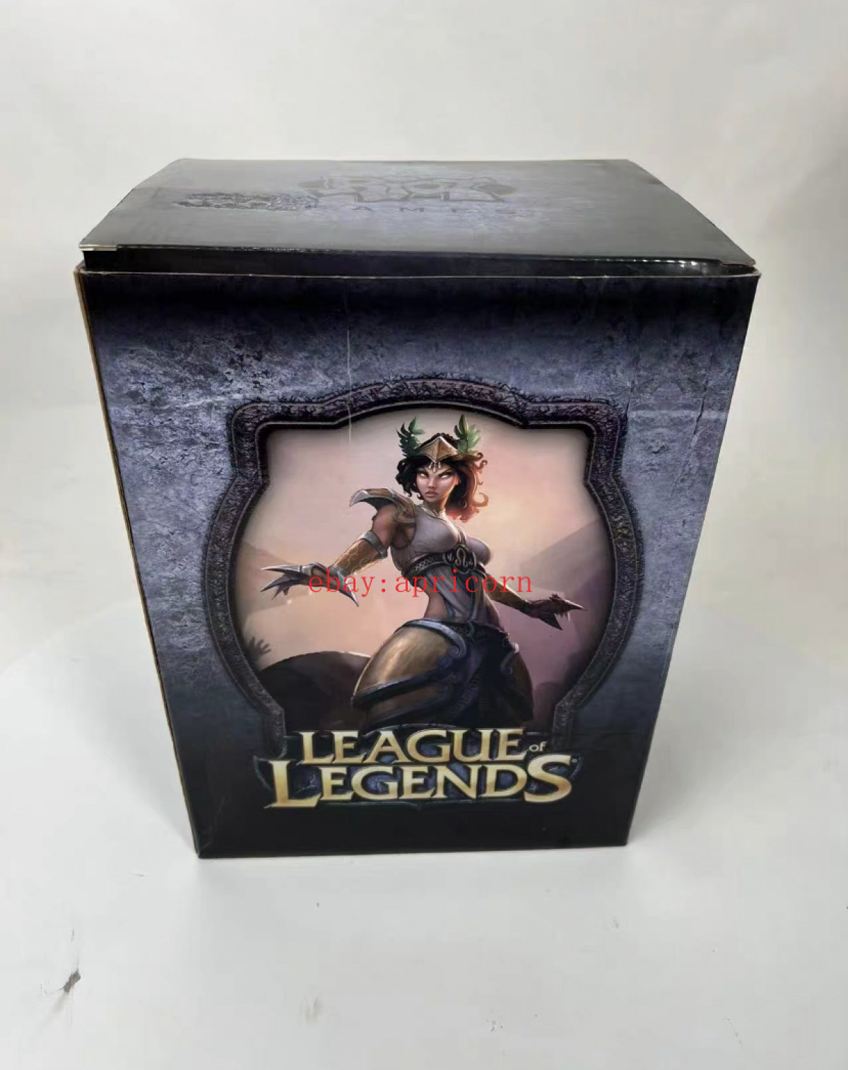 League of Legends LOL Cassiopeia Du Couteau Statue Figure Model Collectible Gift