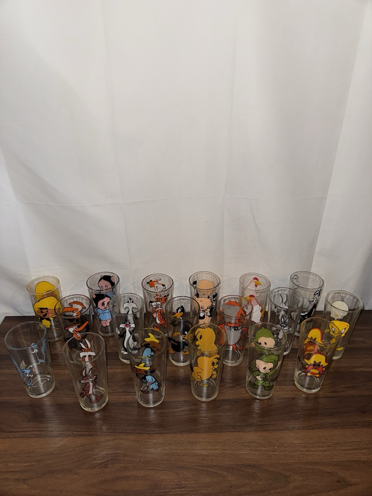 Looney Tunes Pepsi Collector Series 1973 Complete Set 18 Glasses Great Condition