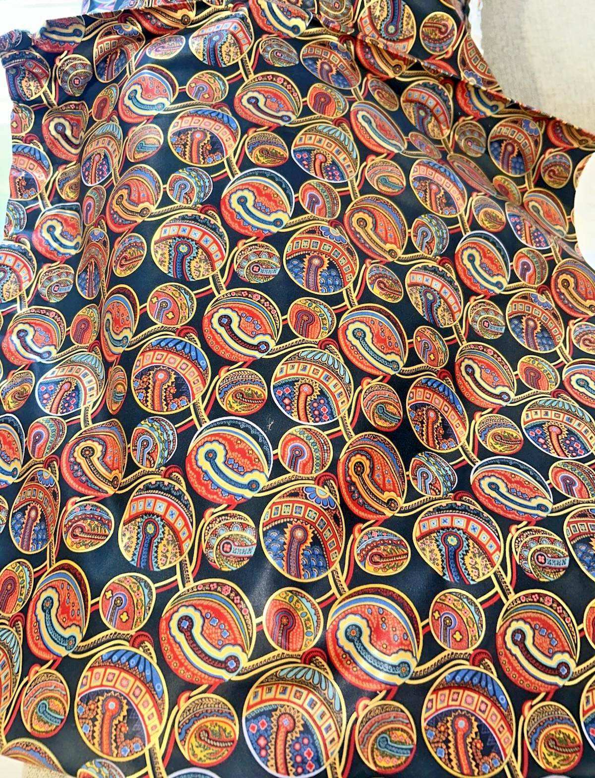 12 Yds Vintage Paloma Picasso LES CLOCHES Fabric 54