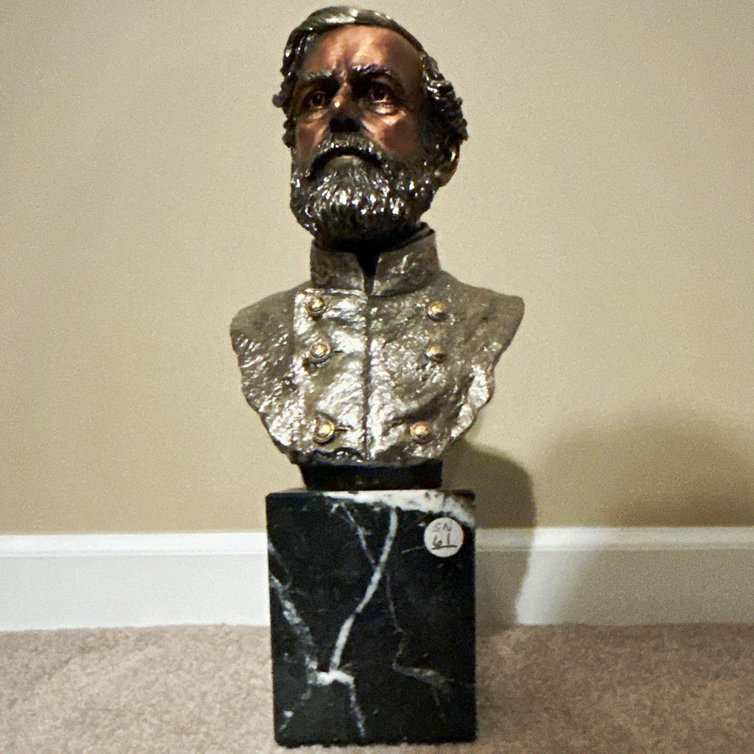 General Robert E Lee Bust Sculpture Black Marble Base Signed J. Barnum