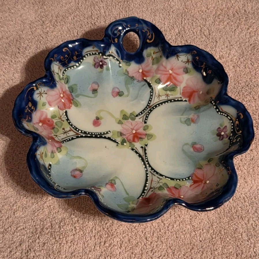 ANTIQUE  - Porcelain, Hand Painted Candy Dish (JAPAN) BUEATIFUL 