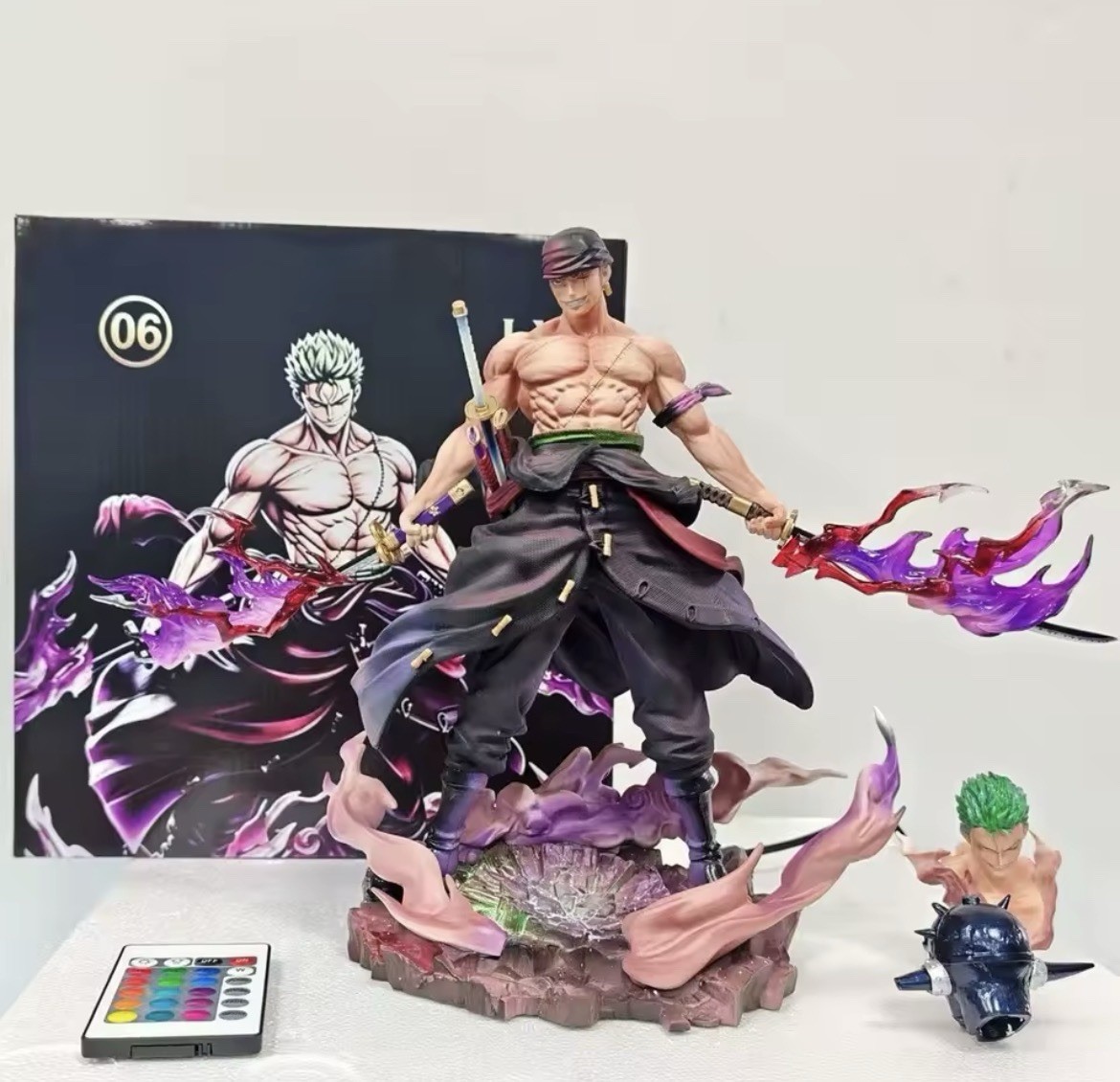 One Piece Roronoa Zoro Figure 28cm LED Base Replaceable Heads PVC Statue 11\