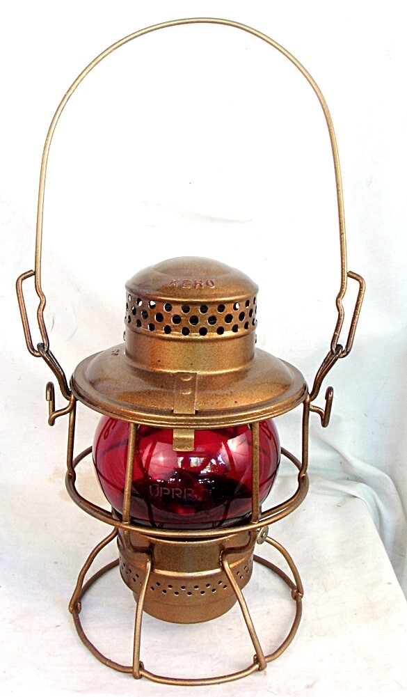 ADLAKE RAILROAD LANTERN UNION PACIFIC RED GLOBE UPRR C.1920\'S EXTRA NICE