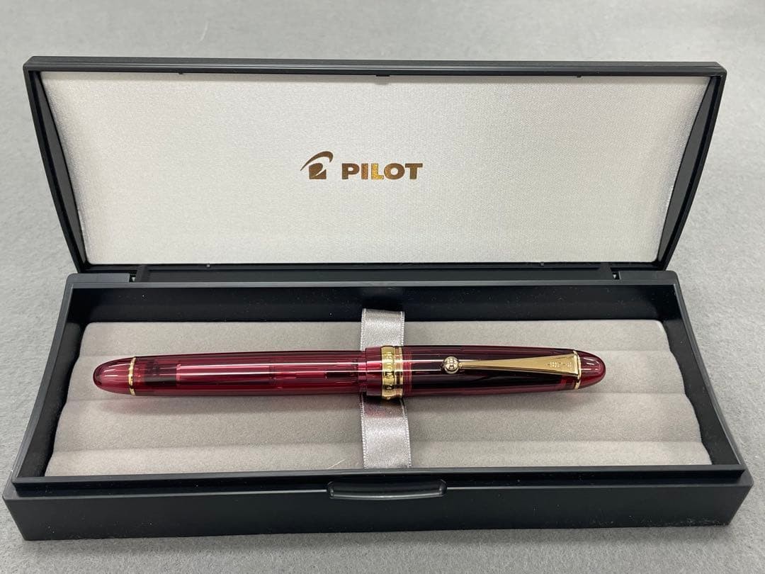 Excellent PILOT Custom 742 Fountain Pen FA Nib Modernized Tradition 14K Japan