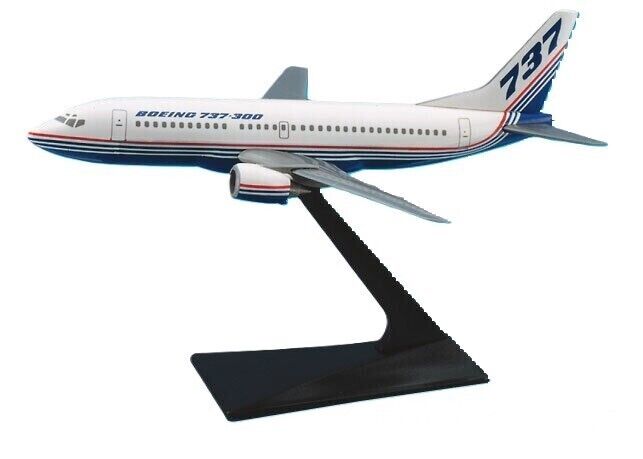 Flight Miniatures Boeing 737-300 Old House Color Desk Top 1/200 Model Airplane