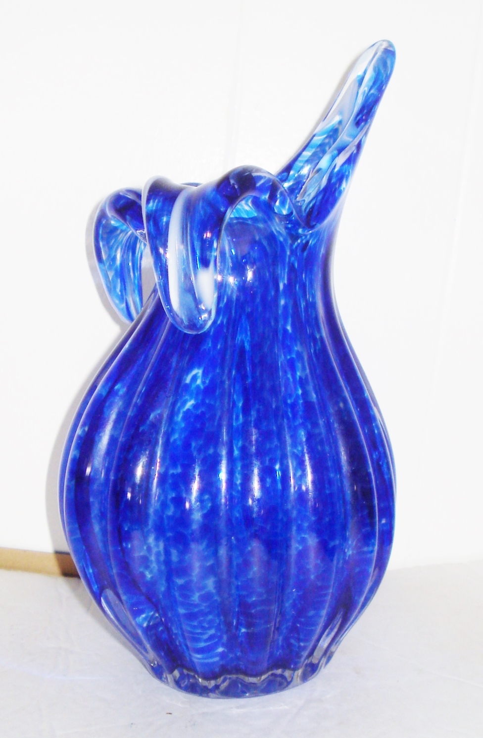 VINTAGE RARE COBALT BLUE GLASS VASE BEAUTIFUL DESIGN NR