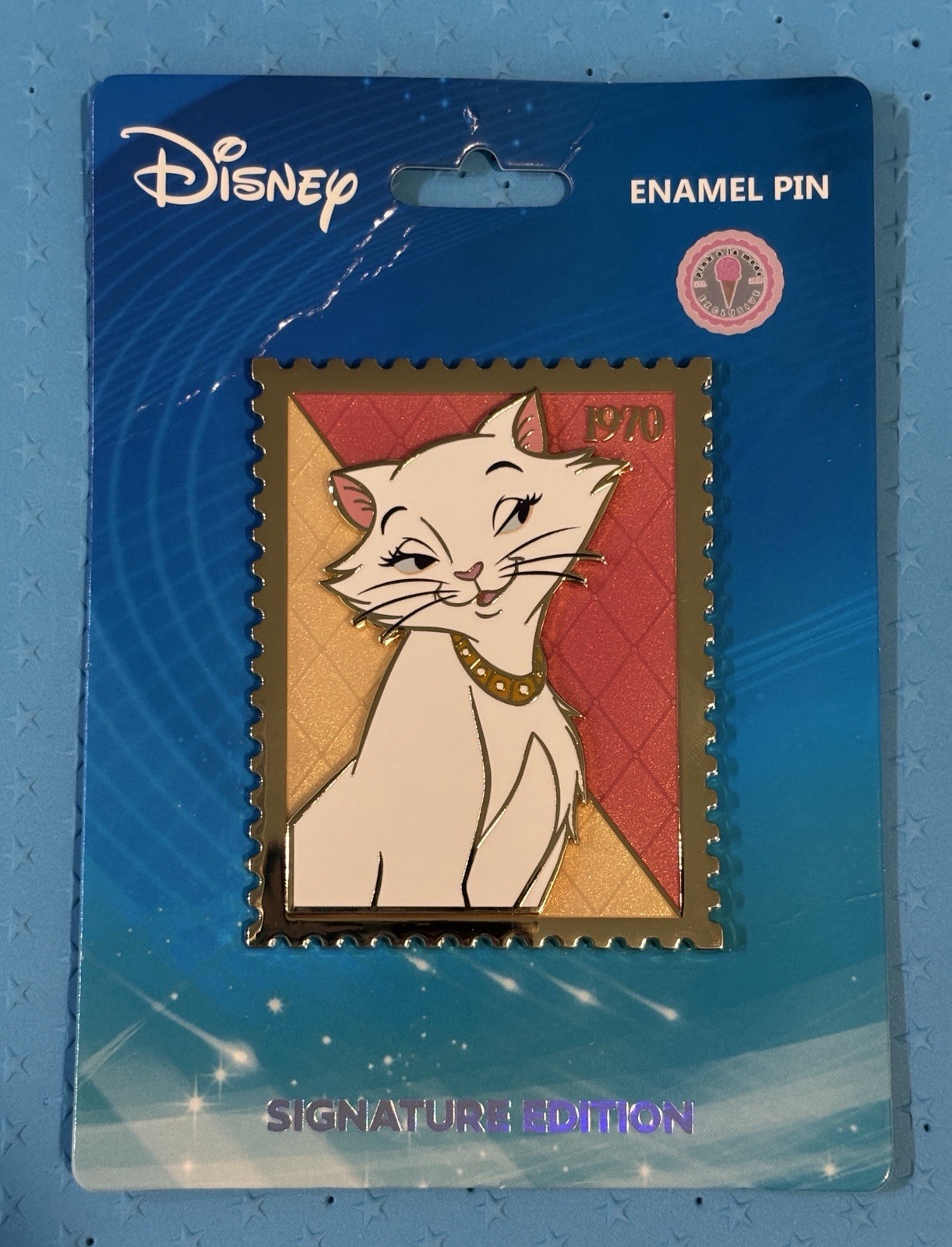 PALM Royal Stamp Pin -  Duchess The Aristocats - SE 400
