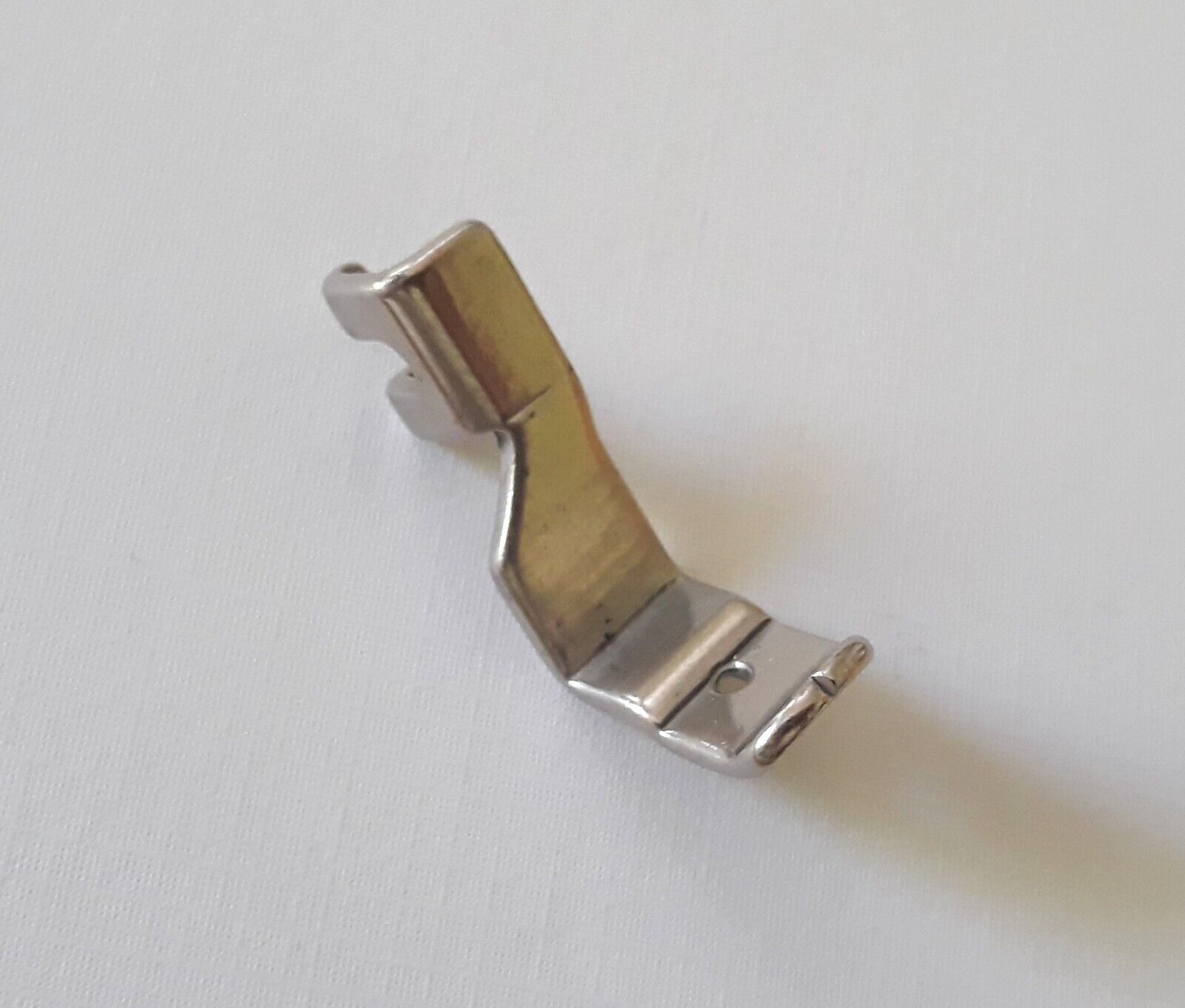 Singer Sewing Machine Slant Accessory Attachment Shirrer Foot 160628 301 401 500