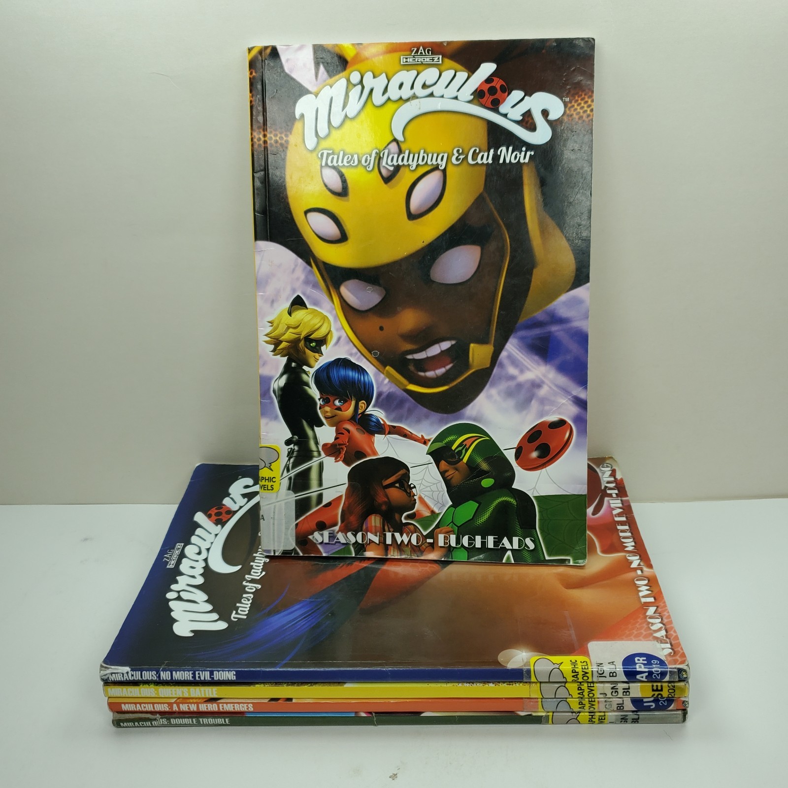 5 MIRACULOUS TALES OF LADYBUG & CAT NOIR ACTION LAB TPB LOT 2016