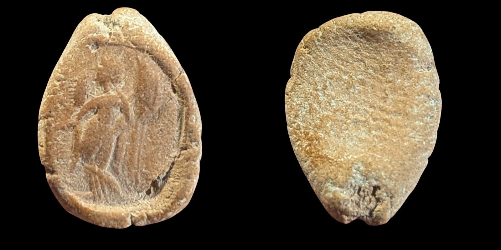 Ancient Greek / Roman Circa 1st-3rd centuries AD. Terracotta Clay Bulla.