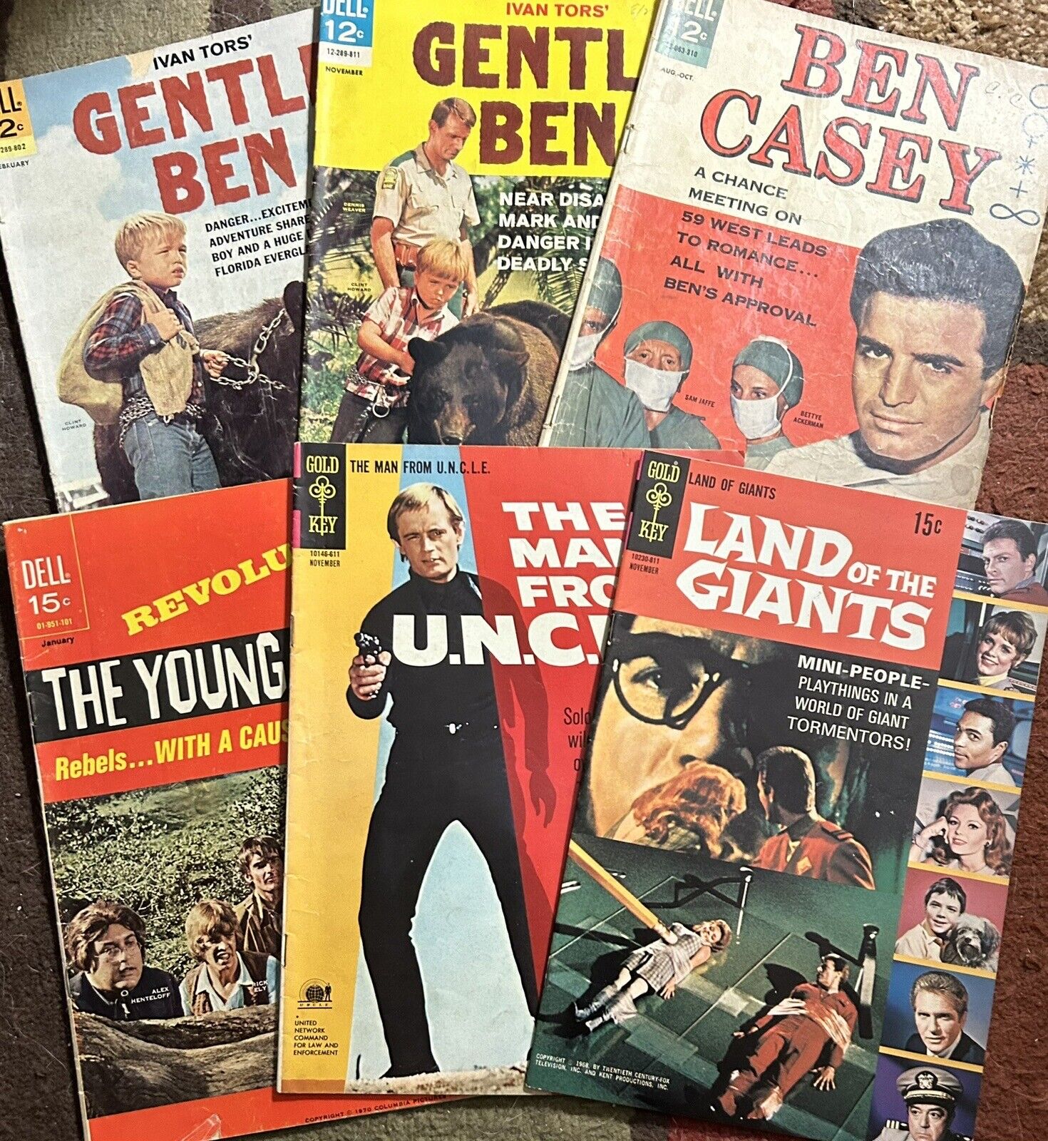 Comic Book Lot 1960s Drama TV Shows UNCLE, Gentle Ben, Land Of Giants, Ben Casey