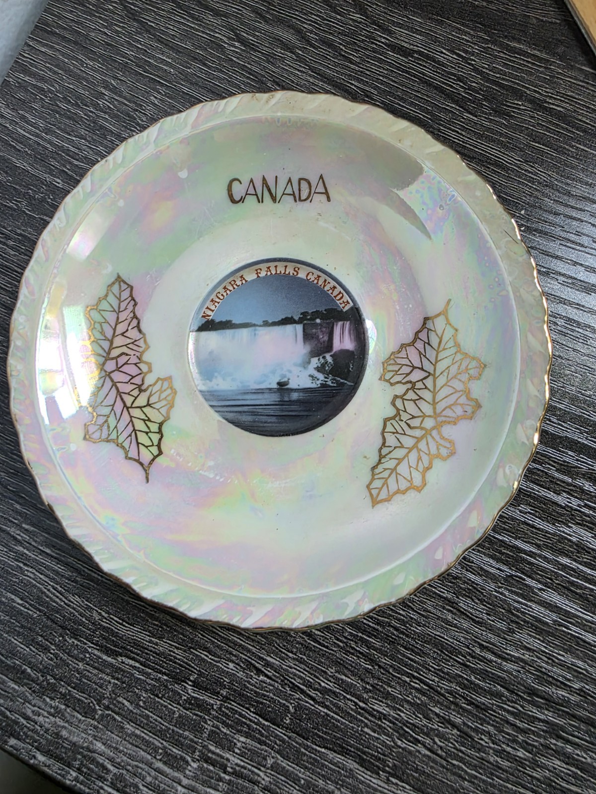 Vintage Niagara Falls Canada Souvenir Plate 5.5 Vintage Niagara Falls Canada Souvenir Plate 5.5