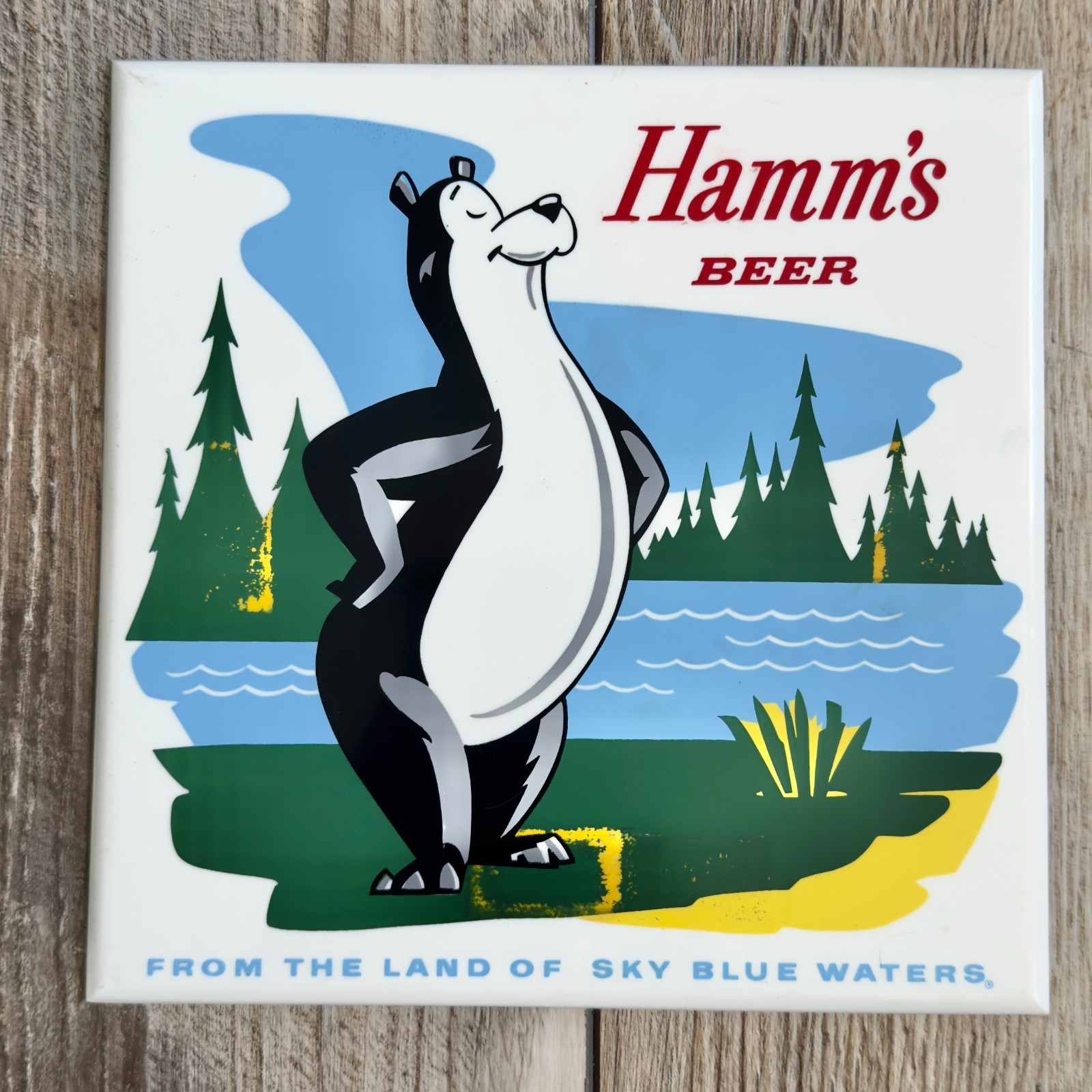 Vintage 1960\'s Hamm\'s Beer Lakeside Plastics Tile Lake Scene With Bear Vintage 1960\'s Hamm\'s Beer Lakeside Plastics Tile Lake Scene With Bear