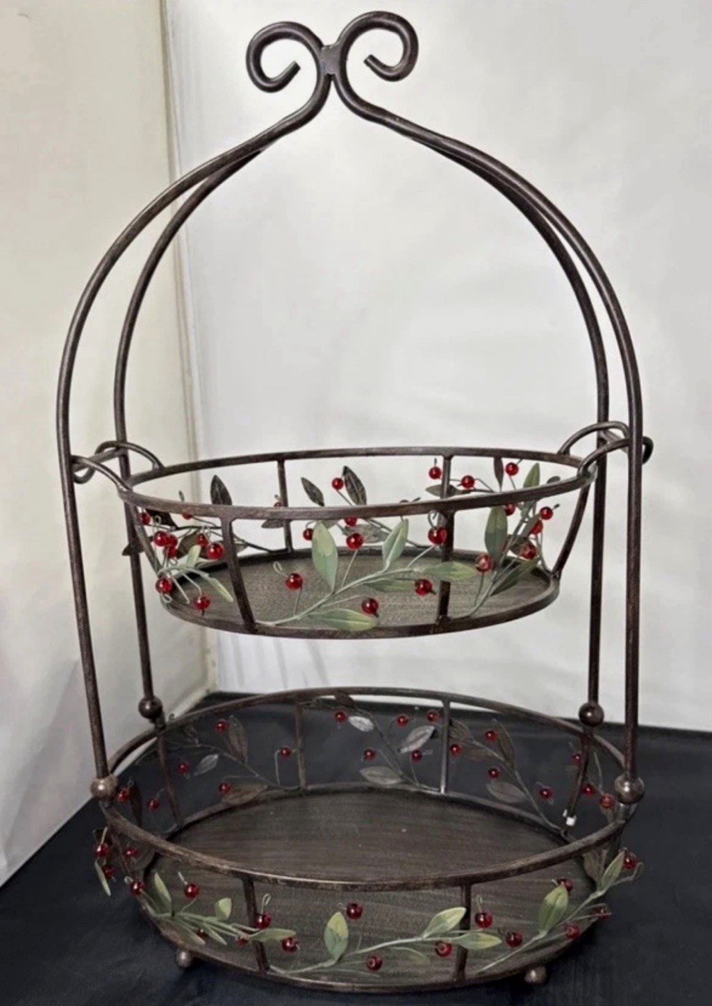 2-Tier Round Metal Tiered Tray Stand w/ Handle, Painted Floral Brown/Green/Red