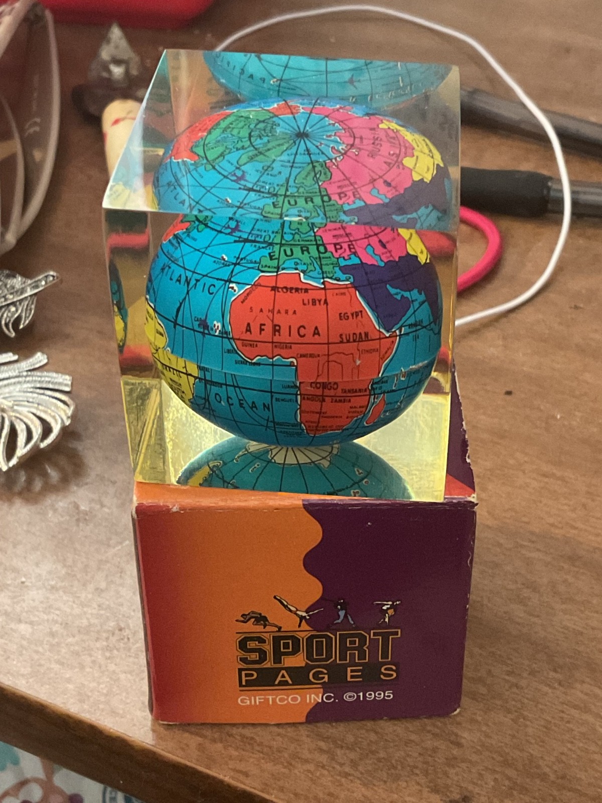 1995 Giftco Acrylic Globe Paperweight 2