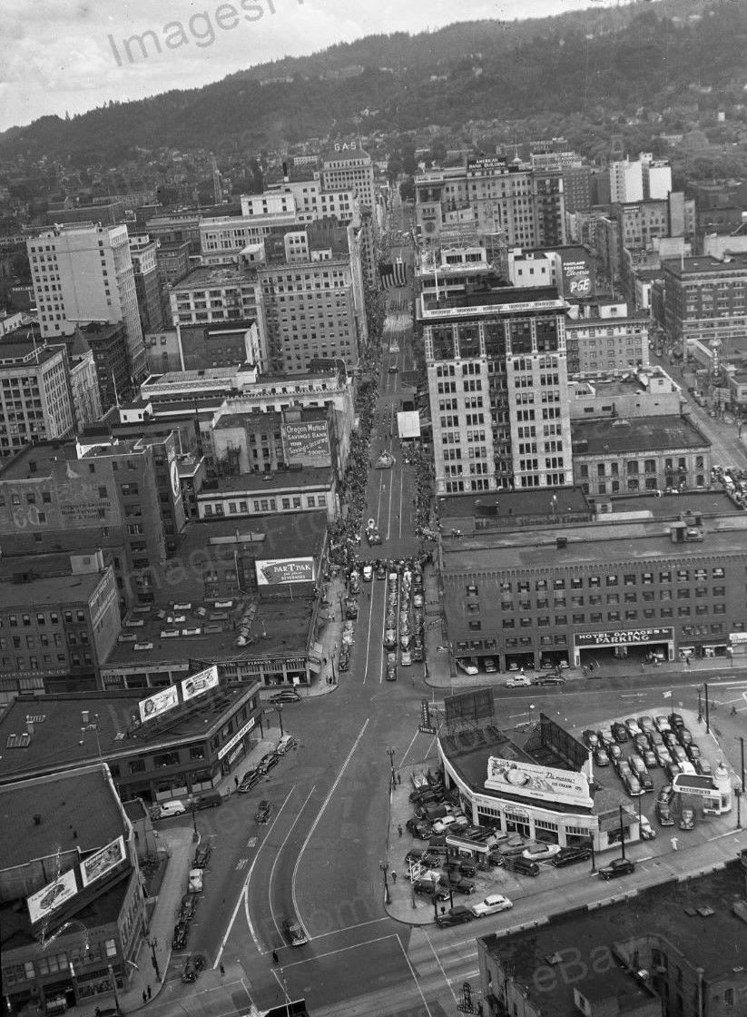 (3) 8x10 Print Oregon Aerial City Views 1940\'s #2017223