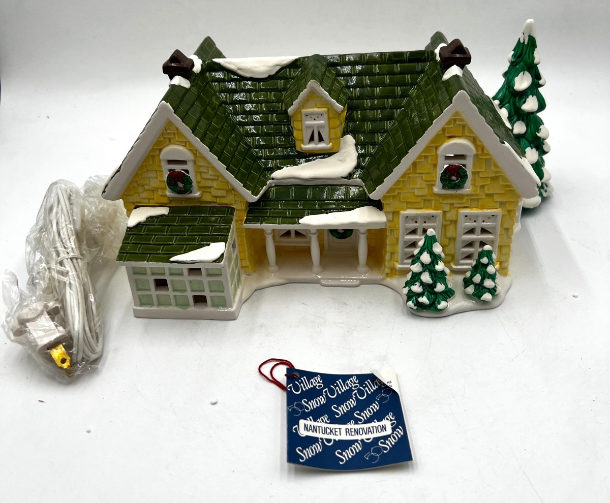 Department 56 Original Snow Village Nantucket Renovation 54411 1993 w/ Box